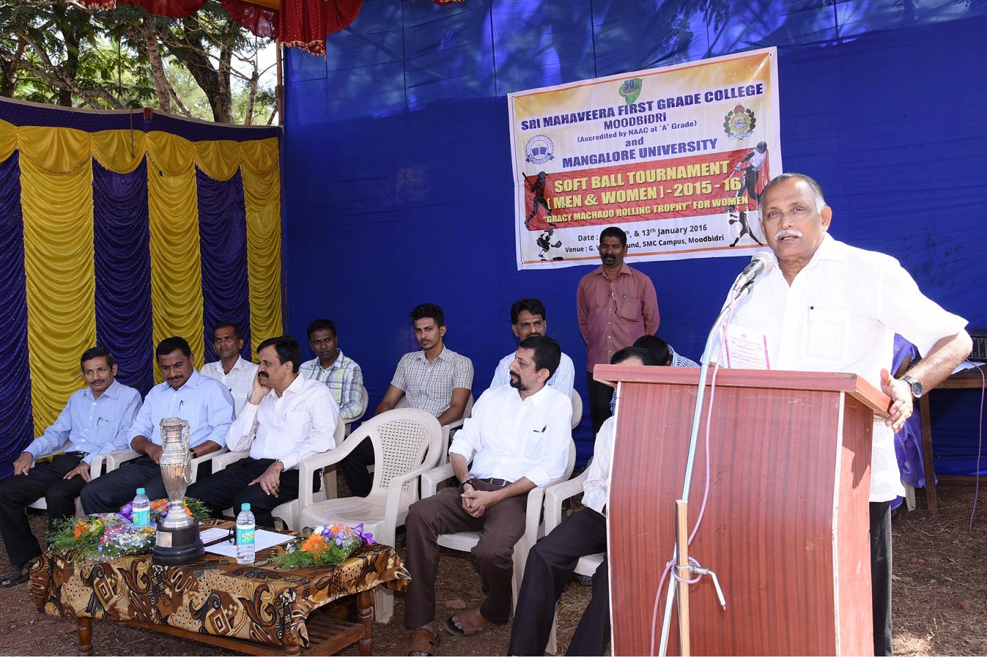 ಮೂಡುಬಿದಿರೆ: ವಿವಿ ಮಟ್ಟದ ಪಂದ್ಯಾಟಕ್ಕೆ ಚಾಲನೆ